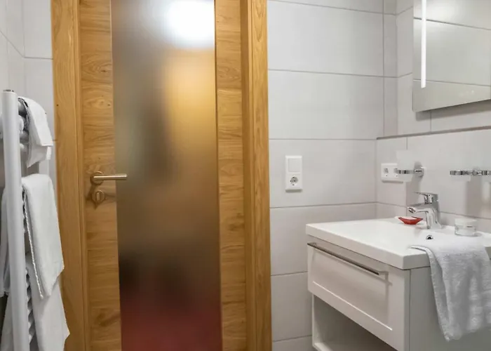 Otel Einzelzimmer 5 *